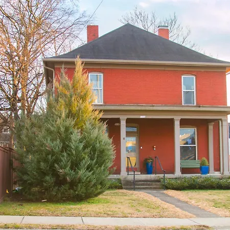East Upstairs Apartment, One Queen Br, 2 Twin Br,1bath In Five Points, Close To Downtown Apartment Nashville