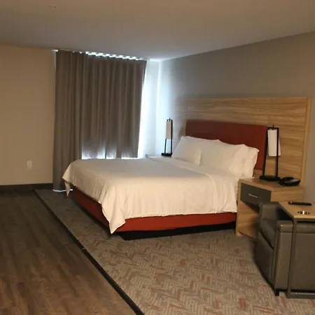 Candlewood - South By Ihg