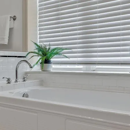 Overlook Plains-priv Rooftop Deck-mins To Broadway Holiday home *