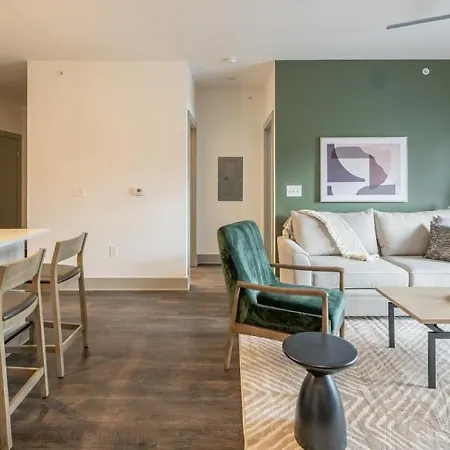 Landing - Modern With Amazing Amenities * Nashville