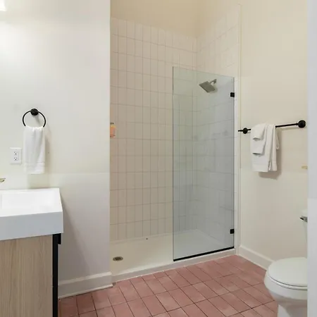 Holiday home Conway Full B Buyout By Avantstay Sleeps 30 Nashville