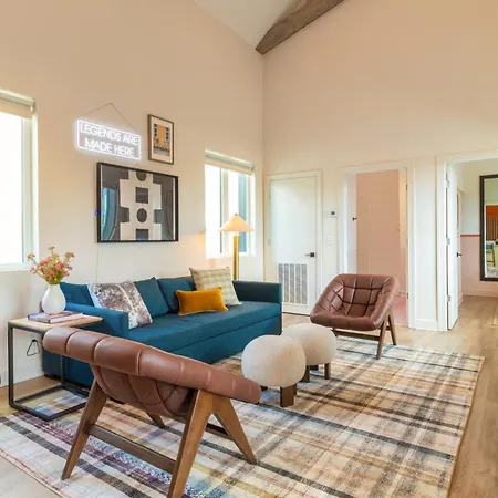Conway Full B Buyout By Avantstay Sleeps 30 Holiday home