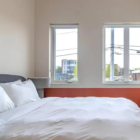 Conway B105 By Avantstay Stylish 2bdr In Downtown 5mins To Broadway Nashville