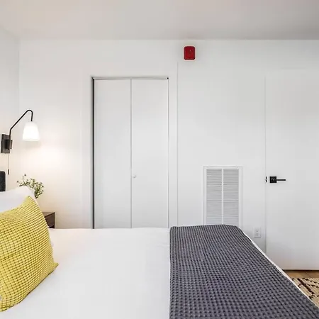 Apartment Bright By Vanderbilt And Belmont, 3 Miles To Downtown *