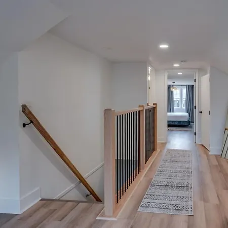 Charming House By Vanderbilt And Belmont *