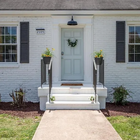 Charming House By Vanderbilt And Belmont * Nashville