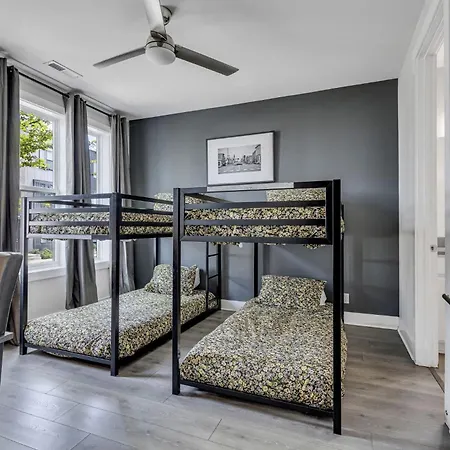 Holiday home Huge Space 10 Beds Rooftop With City Views Nashville
