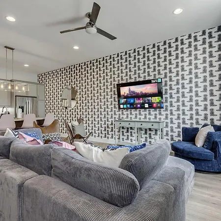 Holiday home Huge Space 10 Beds Rooftop With City Views Nashville