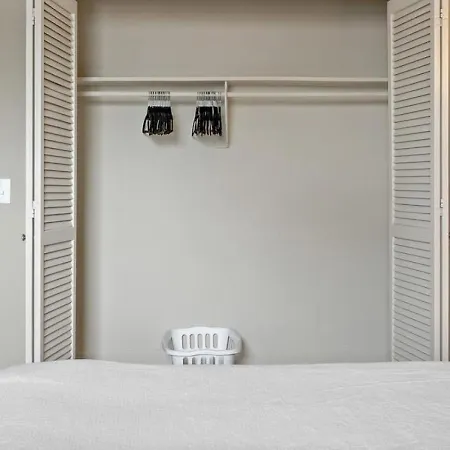 Apartment Landing Modern With Amazing Amenities Nashville