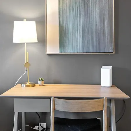 Landing Modern With Amazing Amenities Nashville