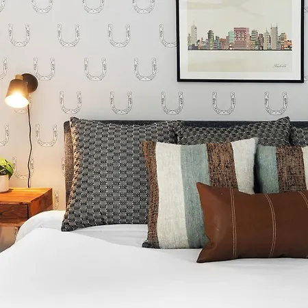 The Blue - 4 Beds And 7 Mins To Broadway! Apartment Nashville