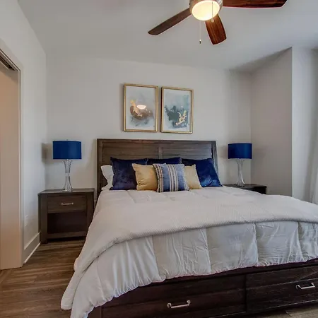 Apartment New East Nash - King Bed Short Drive To Dwntwn