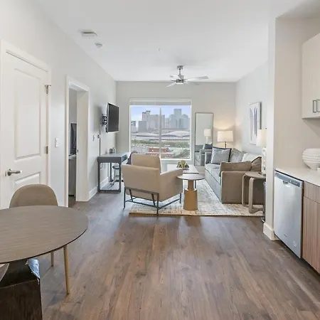 Landing Modern With Amazing Amenities
