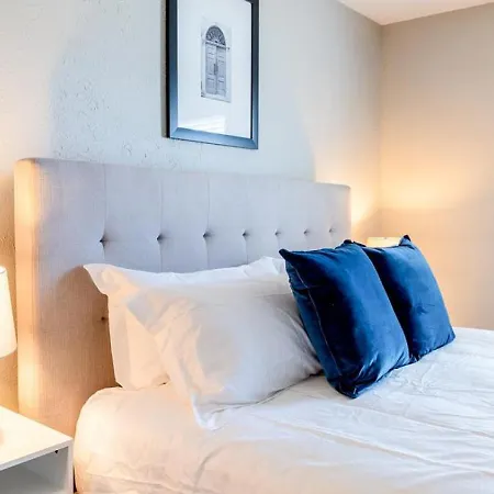 Landing Modern With Amazing Amenities Apartment Nashville