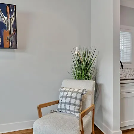 Melrose Mix - Rooftop Deck - 5 Mins To Broadway Holiday home Nashville