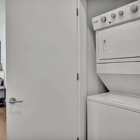 Holiday home - 920 South St Unit 210 *
