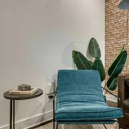 4 Designer Loft Units - Min To Broadway 4*