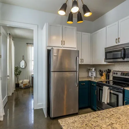 Hotel 4 Designer Loft Units - Min To Broadway 4*