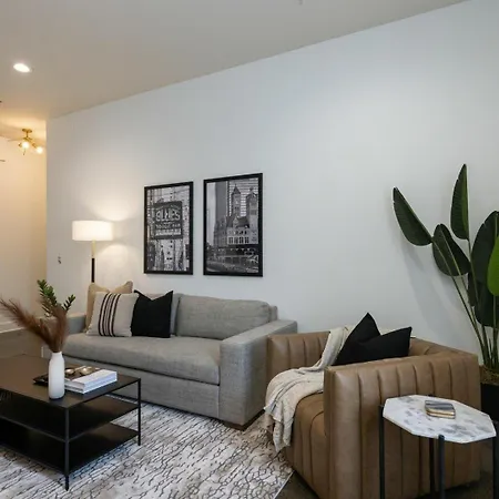 Hotel 4 Designer Loft Units - Min To Broadway 4*