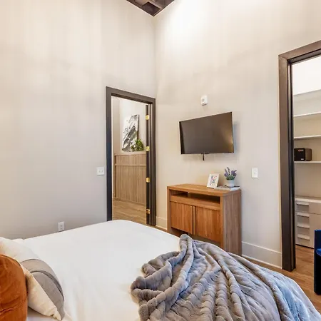 Union Street Lofts Aparthotel 4*