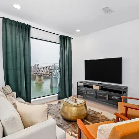 Eve Apartment *