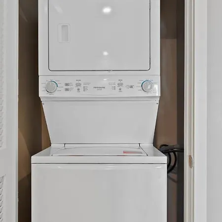 Landing At Fifty Forty Flats - 2 Bedrooms In Lenox Village *