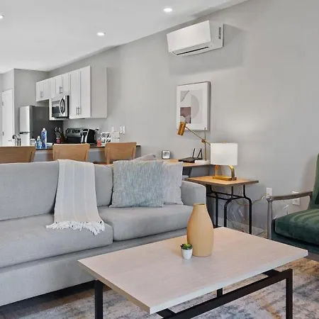 Apartment Landing At Fifty Forty Flats - 2 Bedrooms In Lenox Village *