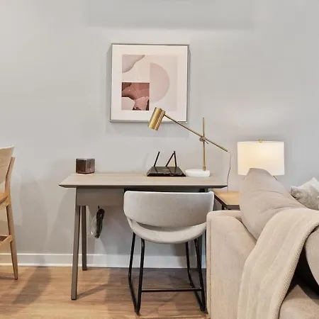 Apartment Landing At Fifty Forty Flats - 2 Bedrooms In Lenox Village Nashville