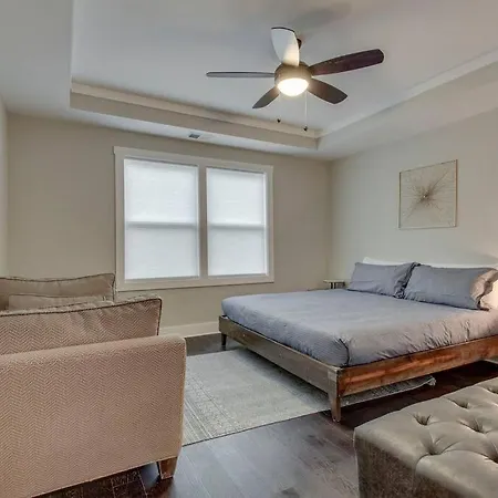 New Spacious 2 Miles From Downtown