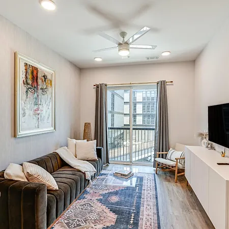 Modern 2 Mi To Broadway And Downtown Apartment *