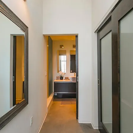 Holiday home Mid Century Modern Downtown 30+ Night Min Nashville