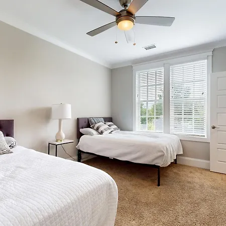 3100 Belwood St - #301 *