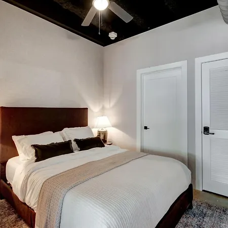 New With 2 Beds 7 Mins To Broadway Nashville