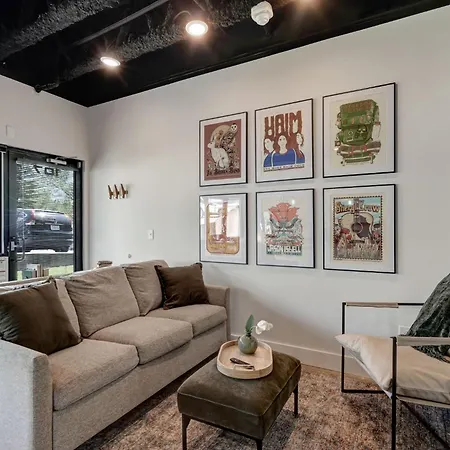 New With 2 Beds 7 Mins To Broadway
