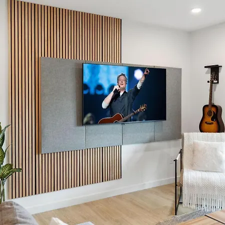 Holiday home Riffs - 2 Unit Odyssey Combo - Heart Of Midtown *