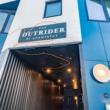 Outrider 1022 By Avantstay Private Balcony Minutes To Broadway Downtown Apartment *
