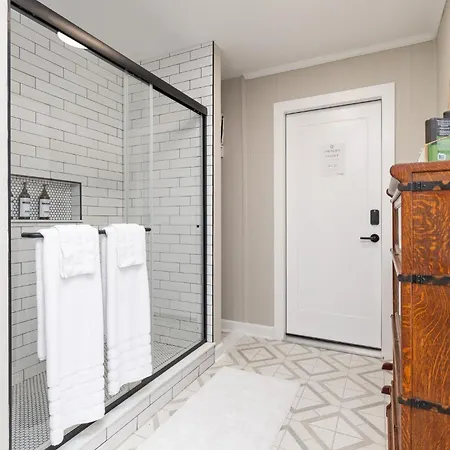 Foxwood Apartment *