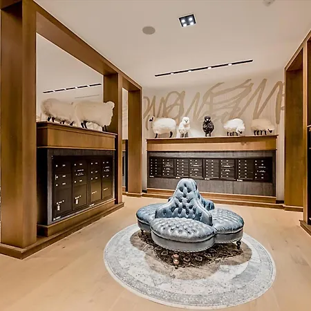 Global Luxury Downtown Apartment Nashville