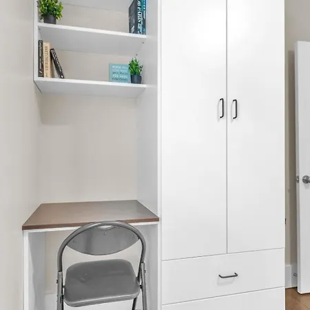 - 1011 N 2nd St Unit B Holiday home