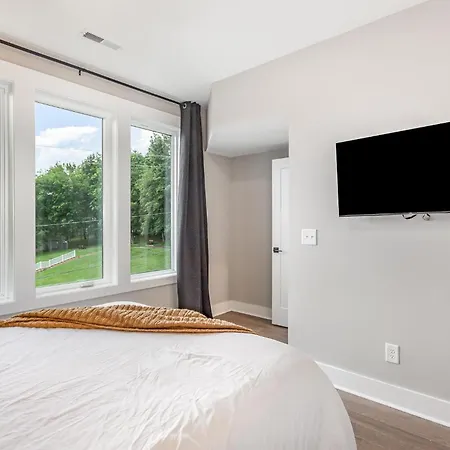 Gns Essentials - - 223 Oceola Ave #12 *