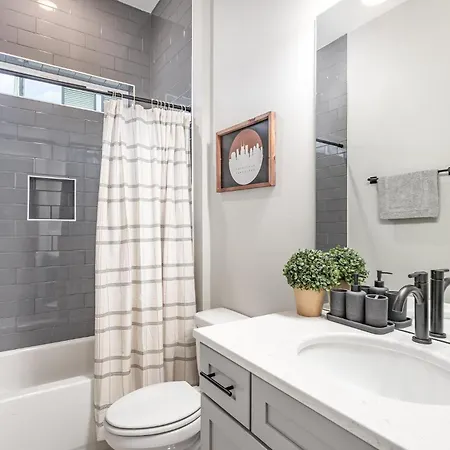 Gns Essentials - - 223 Oceola Ave #12 *