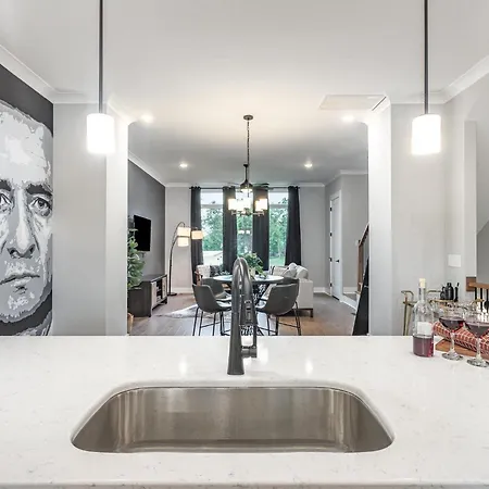 Gns Essentials - - 223 Oceola Ave #12 * Nashville