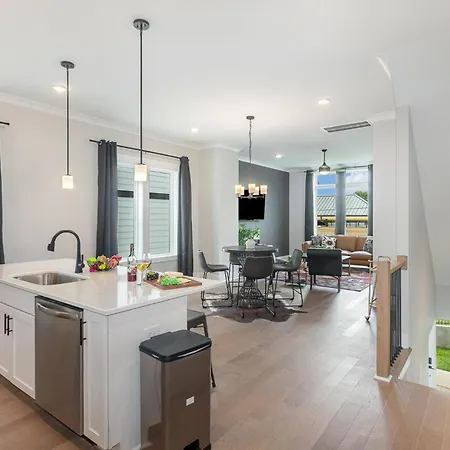 Gns Essentials - - 223 Oceola Ave #10 * Nashville