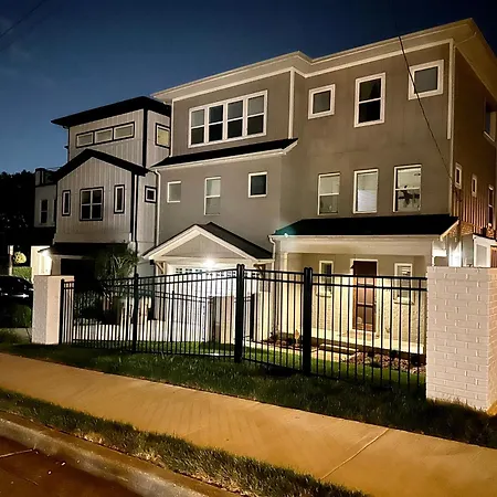 New Luxury Big House Near Gulch 4 King 4 Queen 2 Twin Nashville