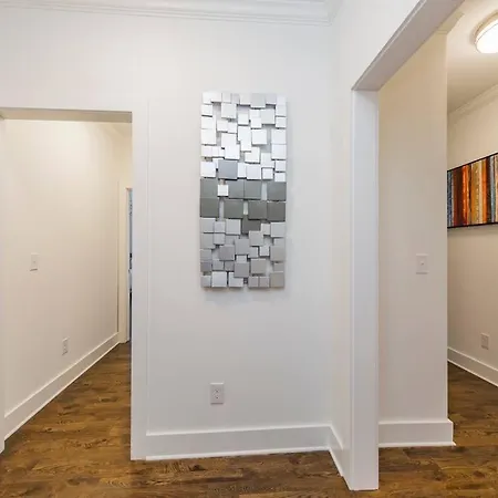 New Luxury Big House Near Gulch 4 King 4 Queen 2 Twin * Nashville