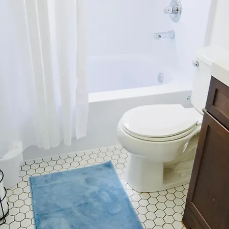 Beautiful Condo,minutes From Broadway Sleep 6! Nashville