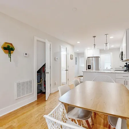 Watkins Park Getaway C Holiday home Nashville
