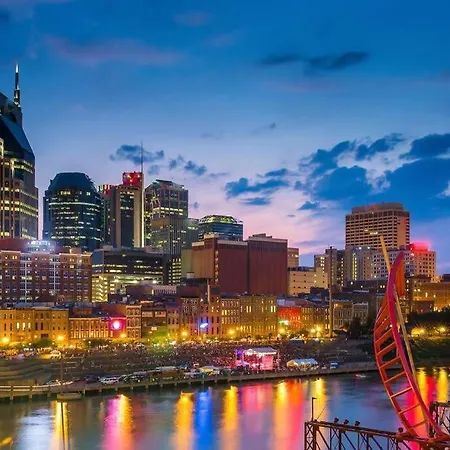 Holiday home Luxury Oasis - Airport, Downtown, Opry, Nashville