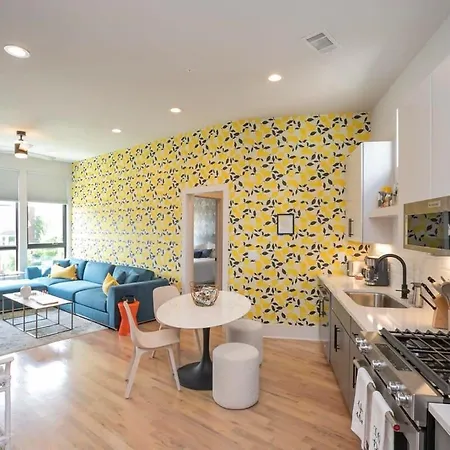 Holiday home The Lemon Drop Walk To Cafes Shops & Vandy