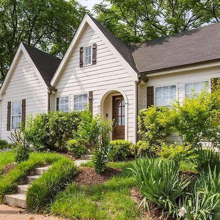 Holiday home Perfect In Prime Walkable Location Nashville